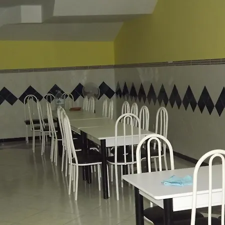 Hotel Cascajos