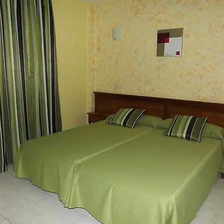 Hotel Cascajos *